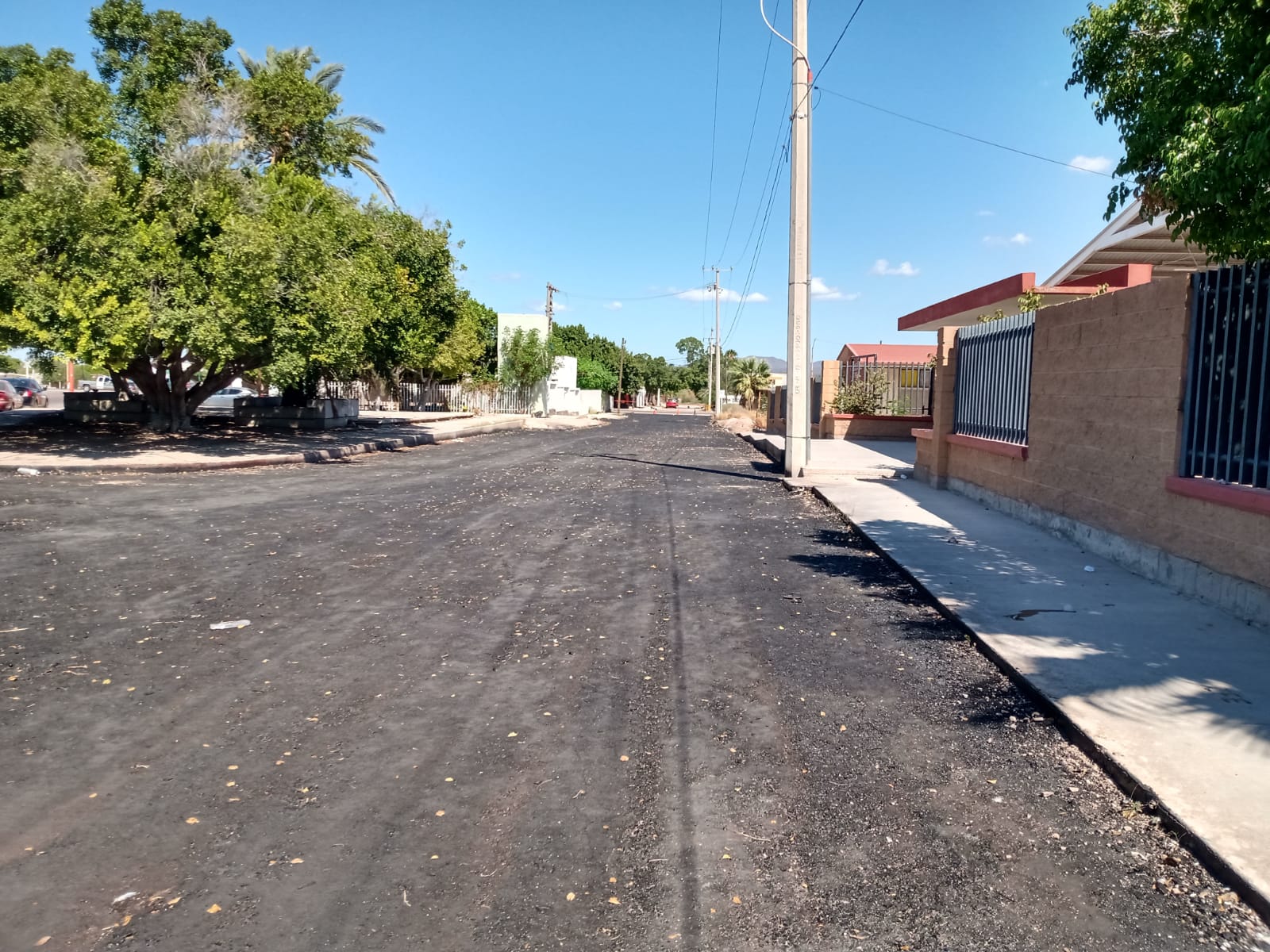 Trabaja Ayuntamiento en pavimentación de la calle del ‘segurito’, con recursos propios