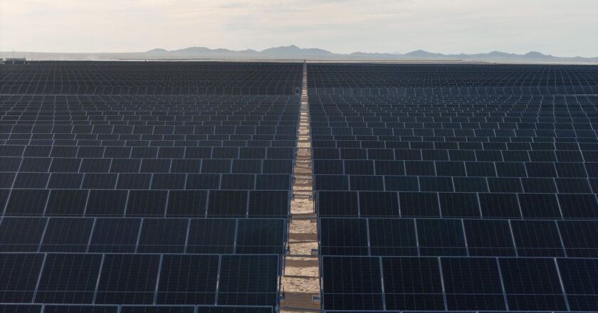 Logra Gobernador Durazo reducción histórica de tarifa eléctrica por mayor consumo de luz