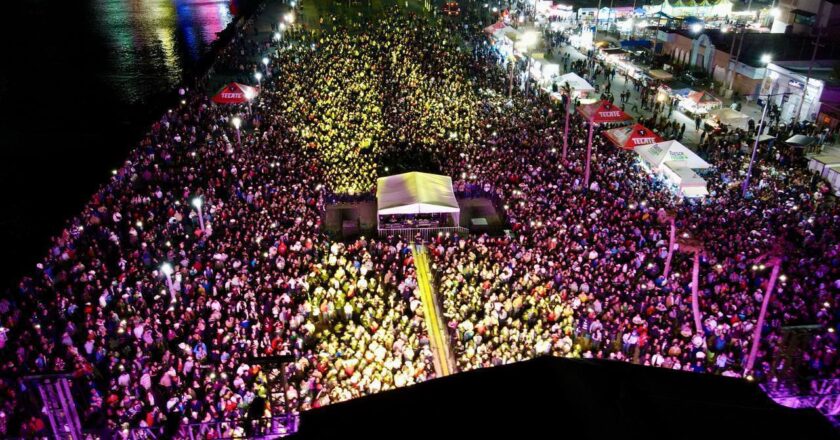 Celebra Gobernador Durazo gran éxito del Carnaval de Guaymas con más de 350 mil asistentes y saldo blanco