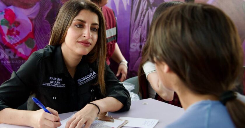 Con Sonora Atiende, Gobernador Durazo lleva servicios gratuitos a la colonia Pueblitos