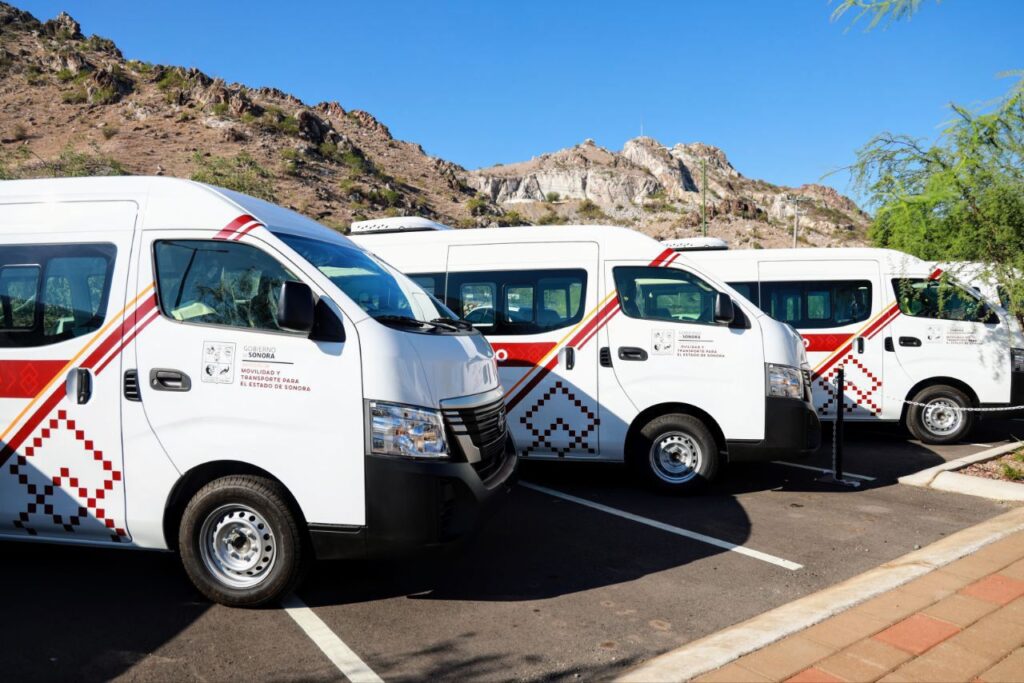 Gobernador Durazo moderniza sistema de transporte en Sonora con entrega histórica de 63 nuevas unidades