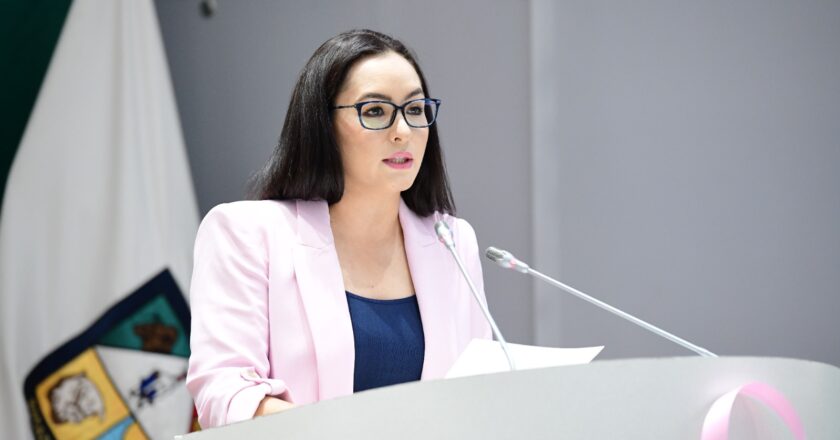 Propone Iris Sánchez Chiu revisiones obligatorias a vehículos y conductores del transporte público y de personal en Sonora