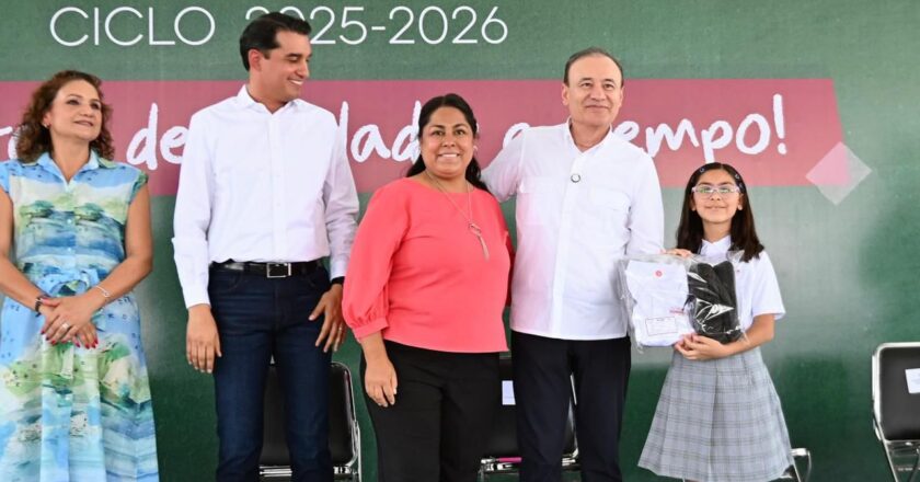 Gobernador Durazo logra disminuir deserción escolar con histórico programa de Becas Sonora de Oportunidades