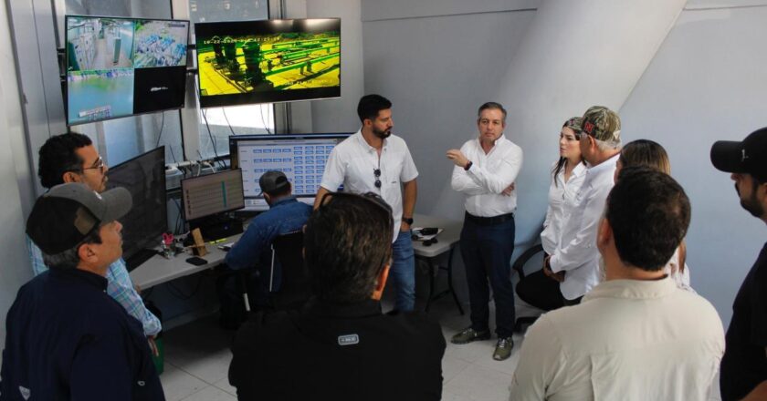 Coordina Omar Del Valle Colosio supervisión del acueducto Independencia en El Novillo