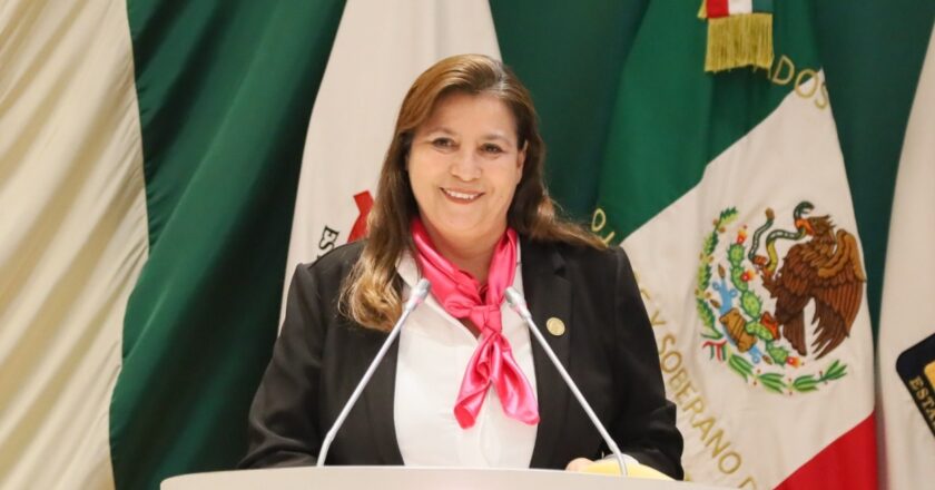 Diputada Vicky Espinoza Tapia respalda Modelo de Atención Universal del Cáncer de Mama