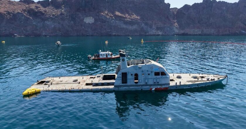 Gobernador Durazo detona turismo sustentable; primer Arrecife Artificial Sonorense registra avance superior al 70%