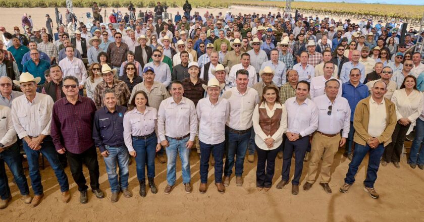 Gobiernos de Claudia Sheinbaum y Alfonso Durazo fortalecen al campo sonorense con títulos de concesión de agua
