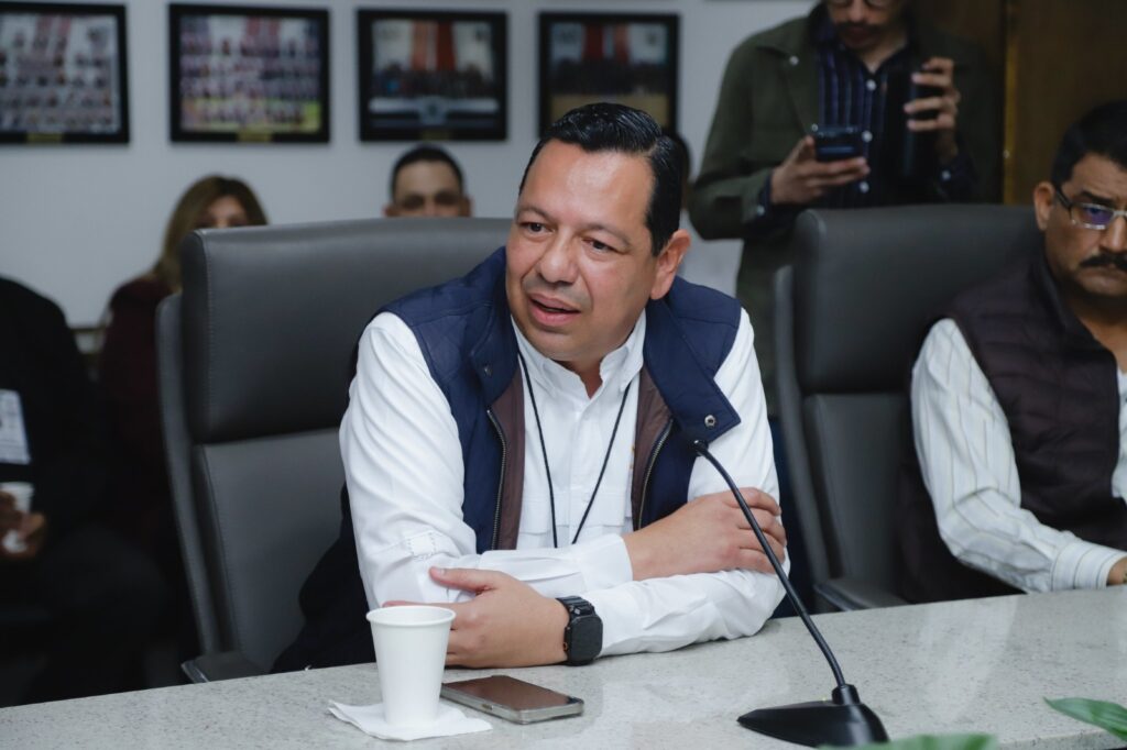 Analiza Congreso de Sonora iniciativa en materia de protección a la autonomía sindical