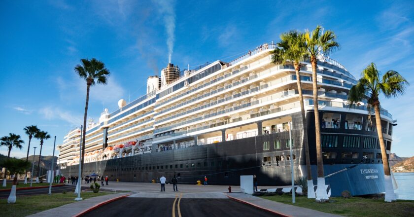 Llega crucero a Puerto de Guaymas: Alfonso Durazo posiciona a Sonora en rutas internacionales de cruceros