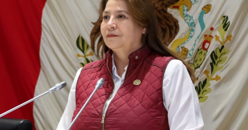 Diputada Vicky Espinoza celebra fallo del Tribunal Administrativo a favor de jubilados y pensionados del Ayuntamiento de Hermosillo