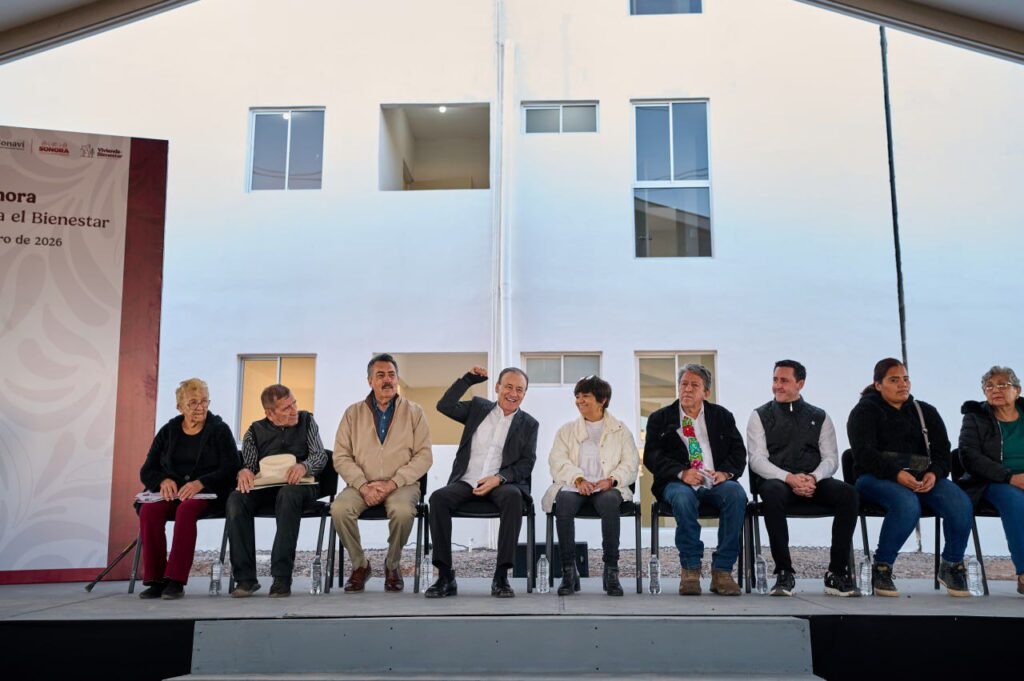 Durazo y Sheinbaum entregan primeras casas del Bienestar en Sonora; meta de vivienda crece a 65 mil