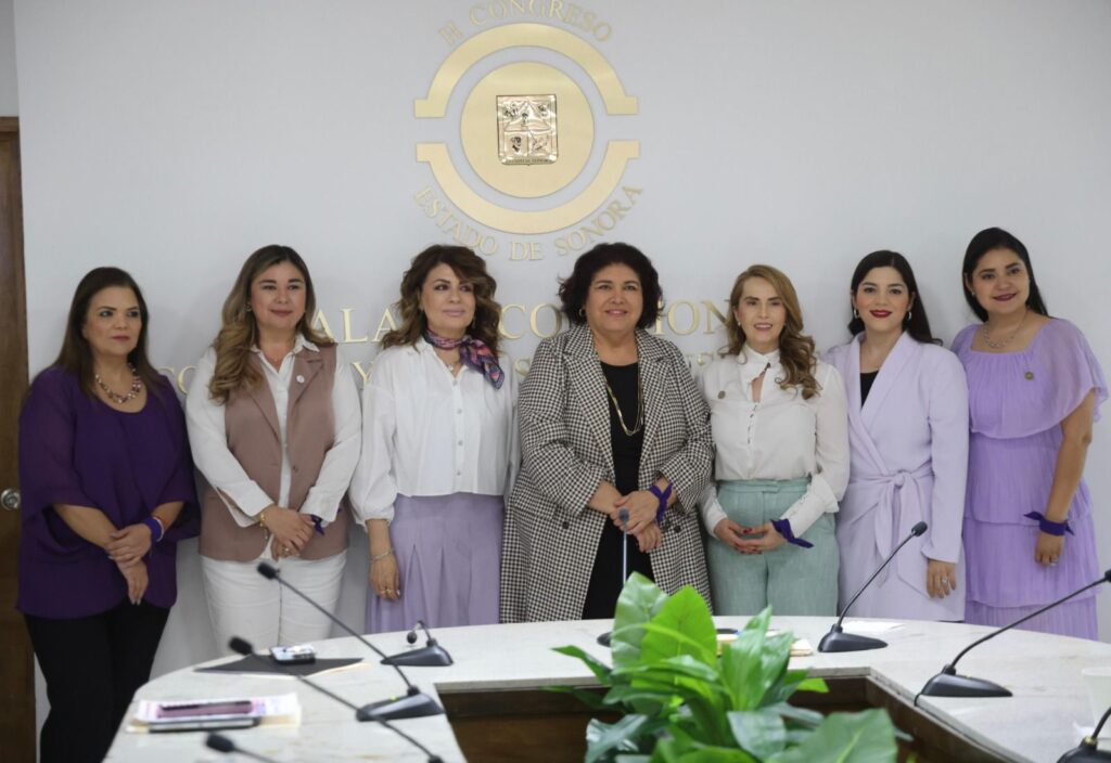Comisión para la Igualdad de Género del Congreso de Sonora revisa ponencias para el Octavo Parlamento de las Mujeres