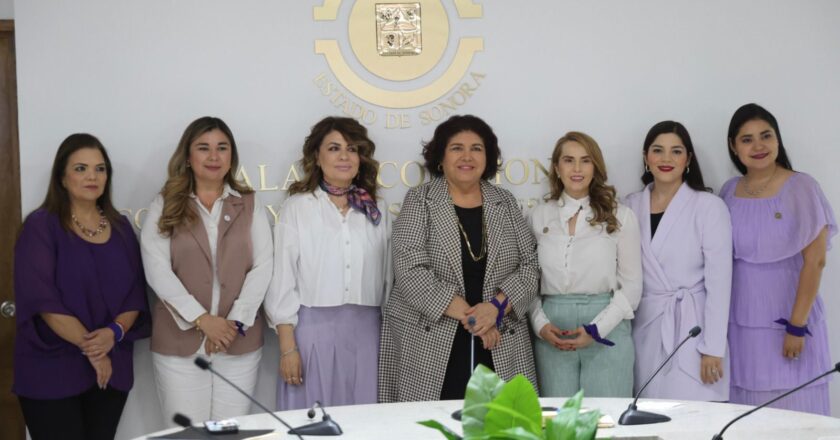 Comisión para la Igualdad de Género del Congreso de Sonora revisa ponencias para el Octavo Parlamento de las Mujeres