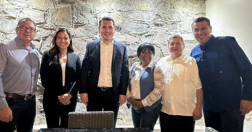 Coordinación total por Sonora: Gobierno estatal y legisladores federales suman esfuerzos.
