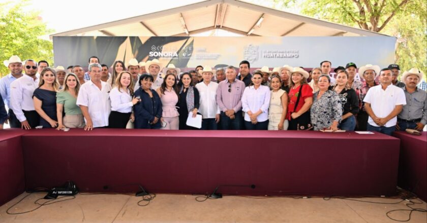 Gobernador Durazo respalda al Fuerte Mayo y asegura agua para el campo