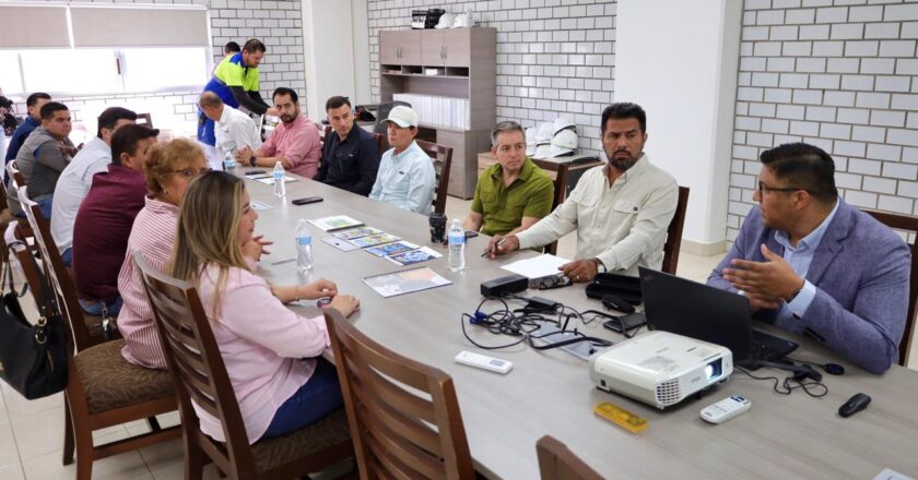 Encabeza Omar Del Valle Colosio visita a planta desaladora de agua Guaymas–Empalme