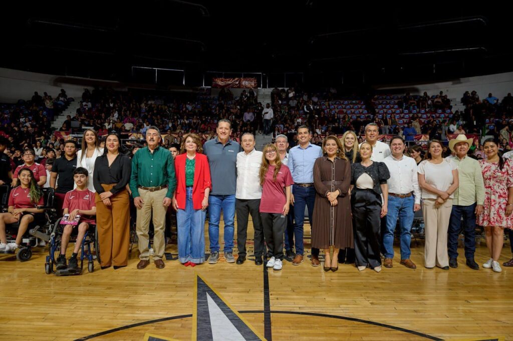 Gobernador Durazo beca a más de 600 atletas sonorenses y asegura su formación deportiva