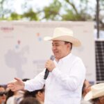 Gobernador Durazo lleva energía solar a hogares para reducir hasta 70% el recibo de luz